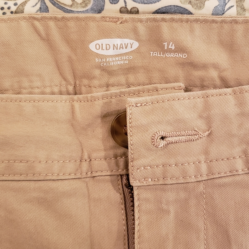 Old Navy Khaki Pants